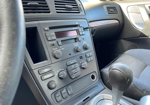 Volvo S60 cena 11900 przebieg: 260000, rok produkcji 2002 z Ustka małe 301